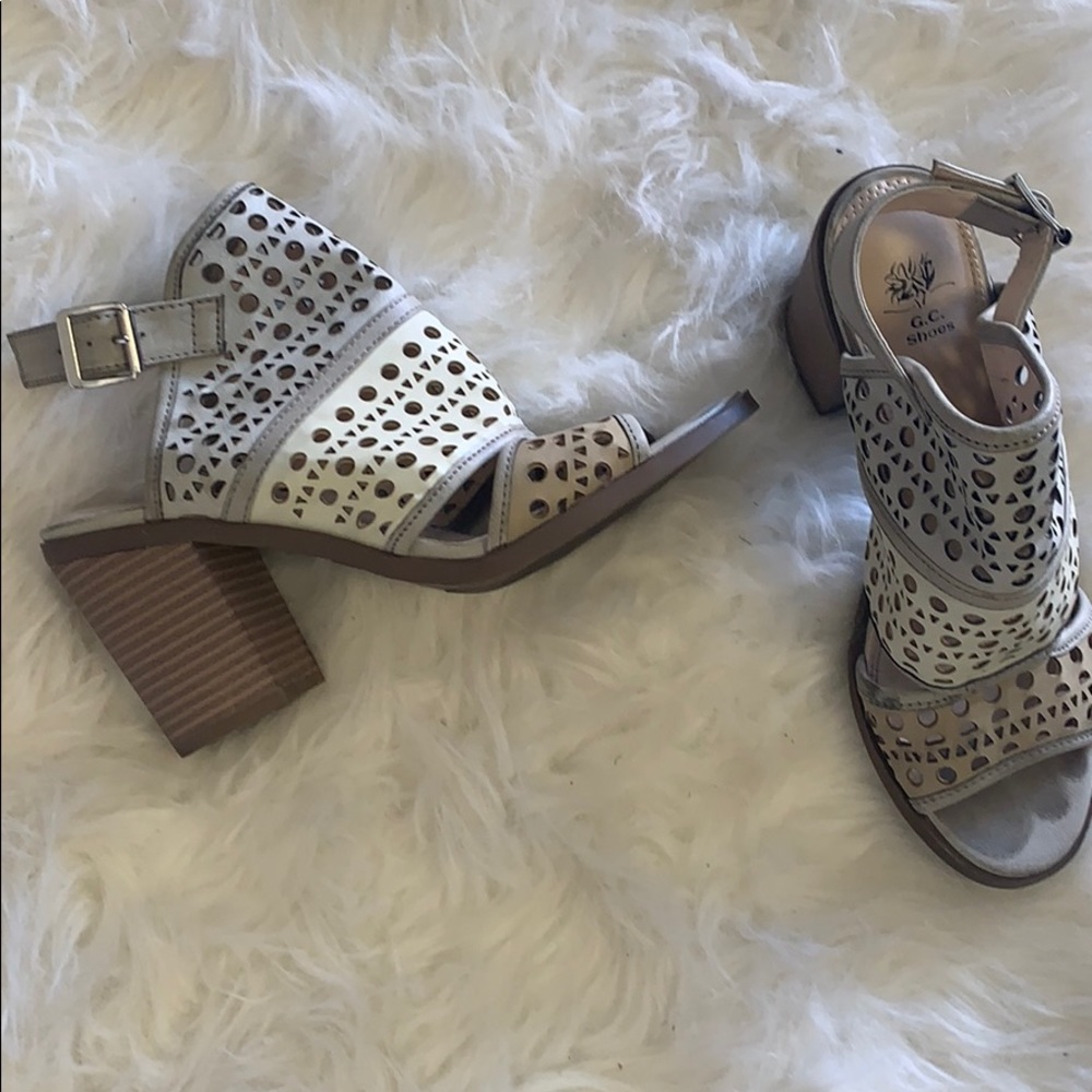 Chunk heel ankle bootie